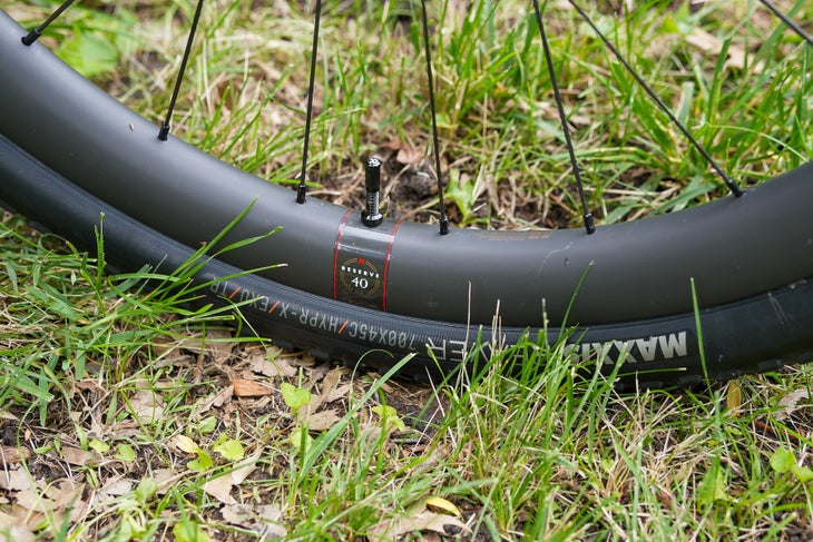 Keegan Swenson Santa Cruz Stigmata ungebundener Kies 2025 Fahrradprüfung 11