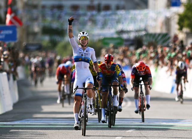 Lorena Wiebes Overwhelms Rivals to Win First Edition of Copenhagen Sprint