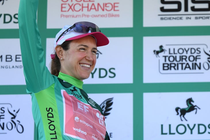 Saltburn-by-the-Sea, England-06. Juni: Kristen Faulkner von den Vereinigten Staaten und Team EF Education-Oatly feiert auf Podium als Green Leader Jersey-Gewinnerin während der 10. Tour von Britain Women 2025, Stufe 2 A 114,3 km Stufe von Hartlepool bis SALTBURN-BY-BY-BY-BY-BY-BY-BY-BY-BY-BY-BY-BY-BY-BY-BY-SEA- #UKIWT / ANS. (Fotos von Alex Broadway/Getty Images)