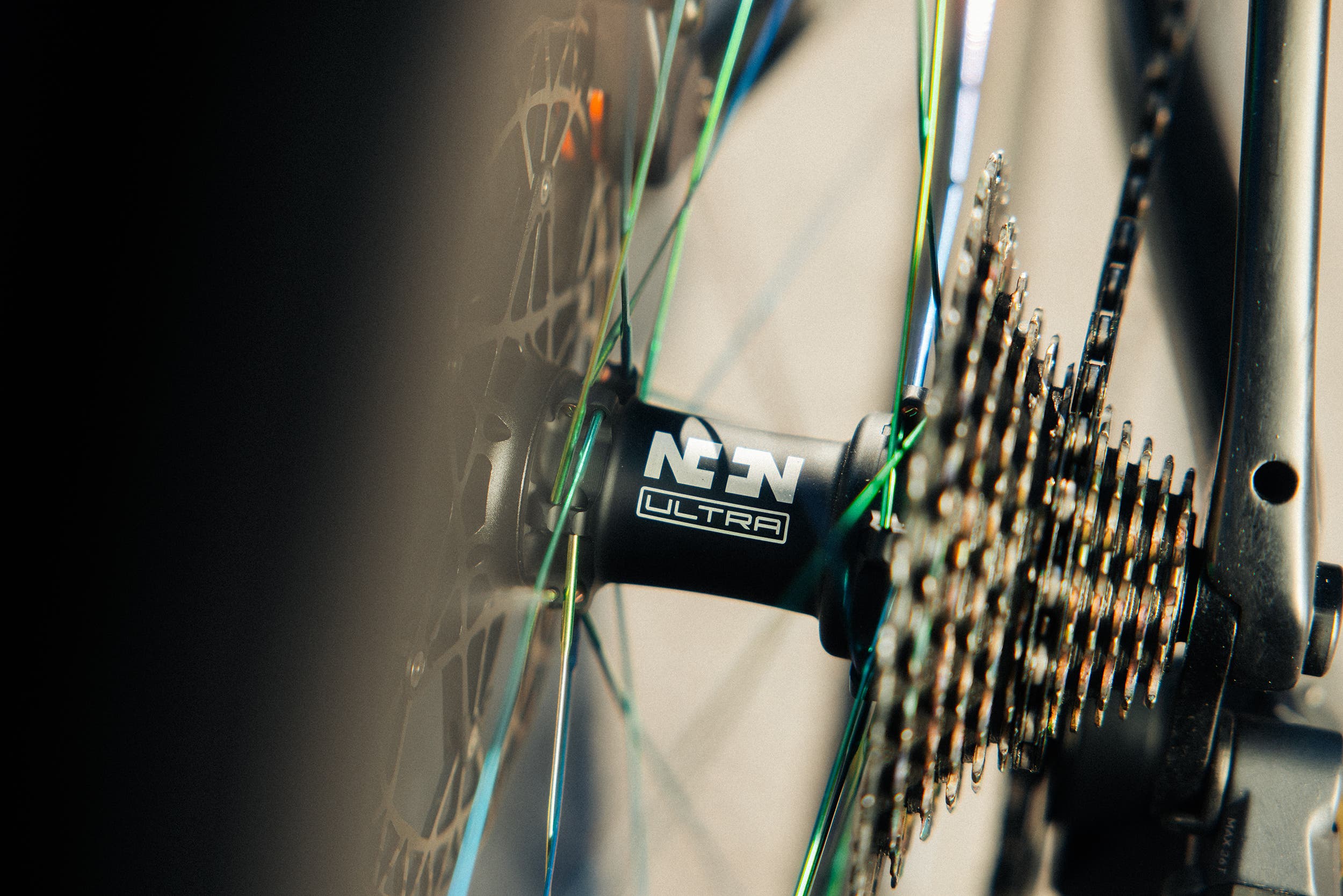 This Week in Tech: Lots of Special Edition Bikes, an Ultralight Hub ...
