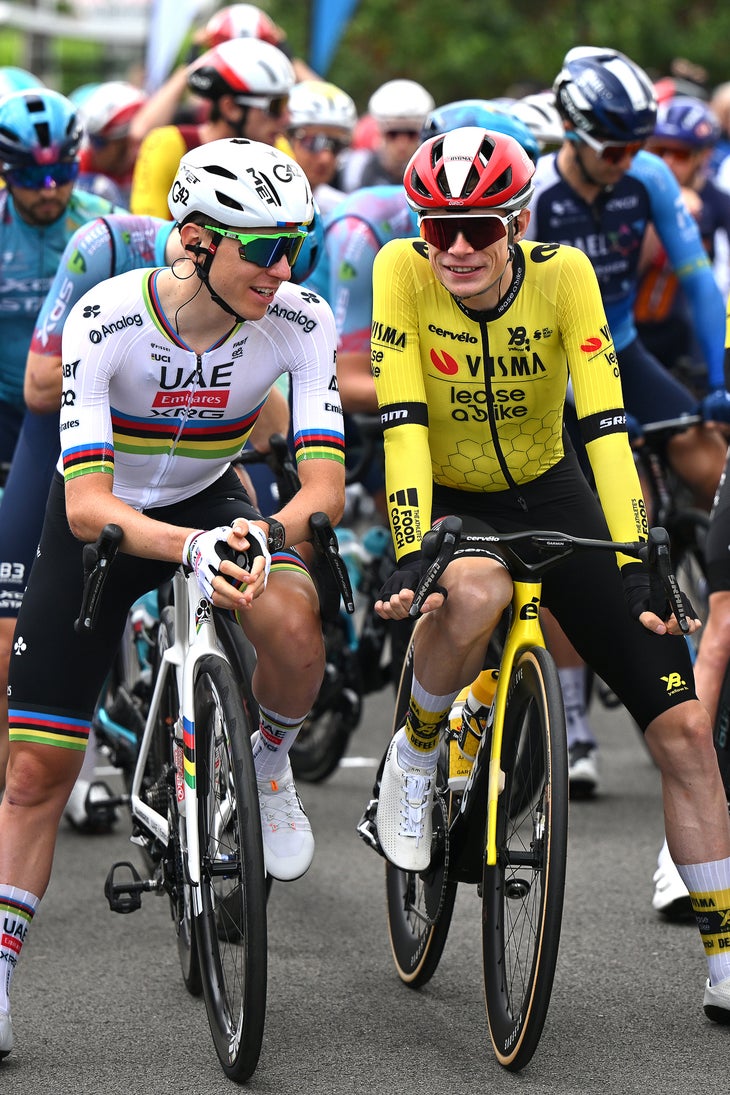 Spotted-Cernvelo-S5-Faktor-Motorrad-Standard-Du-Dauphine-2025-5