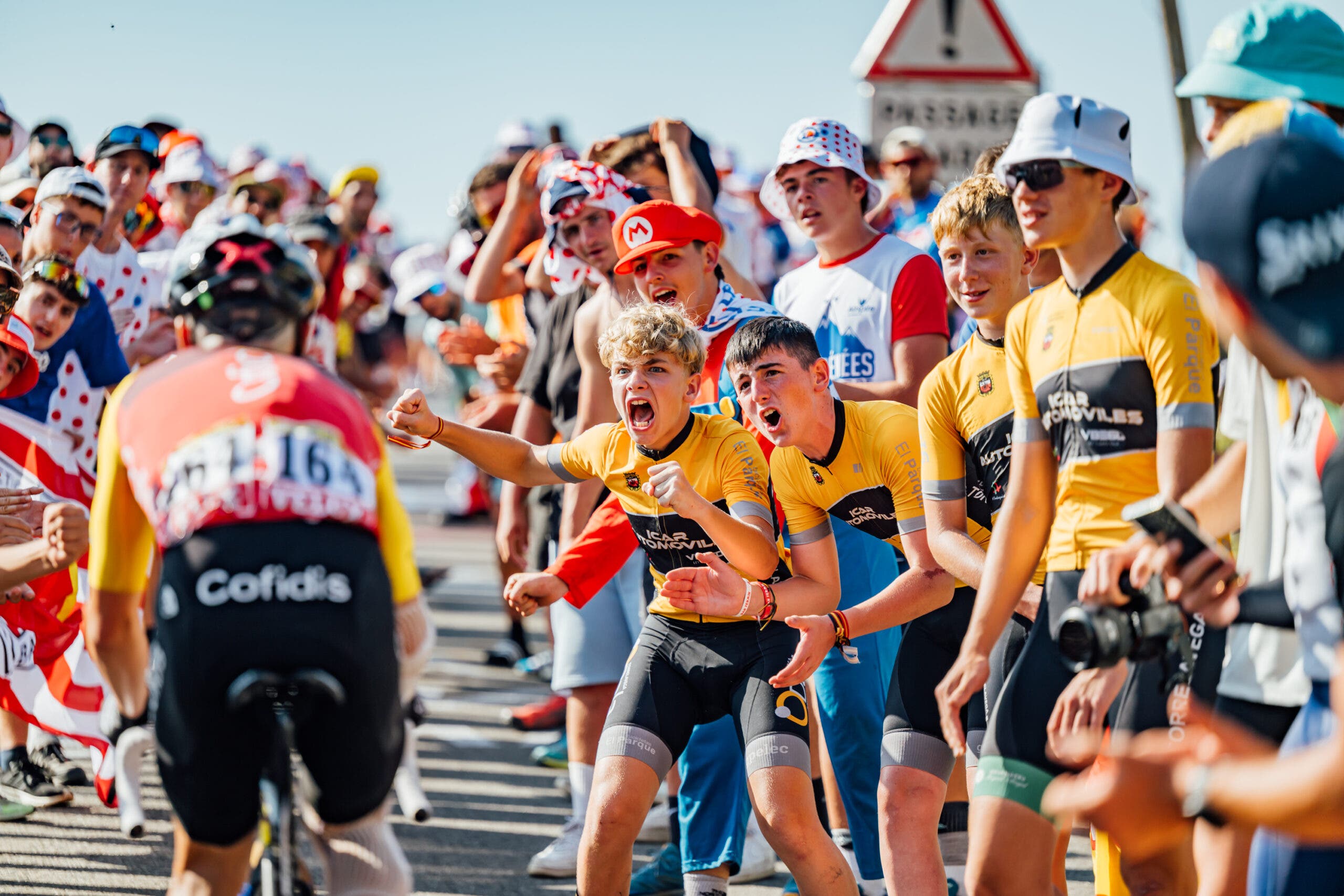 SWITZERLAND CYCLING TOUR DE FRANCE 2012 SWITZERLAND CYCLING TOUR DE FRANCE 2012
