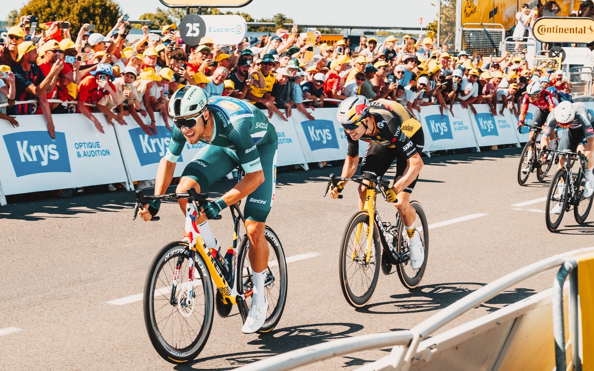 The Last Two Minute Report: Analyzing the Sprint Finish of Stage 8 of the Tour de France