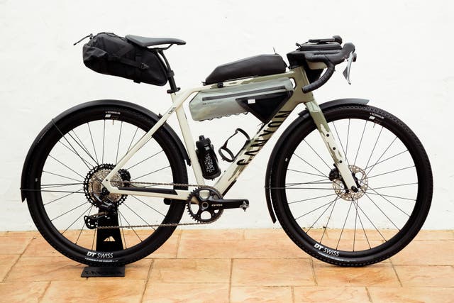 First Ride: The Canyon Grizl Gravel Bike Charges Integrated Lights Via a Wild New Handlebar and Wheels