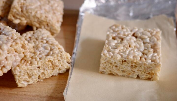 The Tour de France is going wild for the Pock-It Fuel bars. (Photo: Lizzie Holden / Pock-It Fuel)