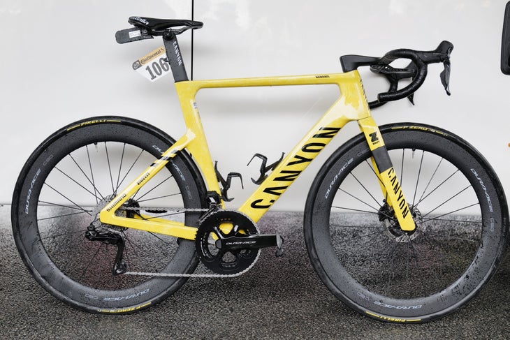 Mathieu van der Poel Tour de France Yellow Jersey Canyon Alpecin 2025 Kredit Tino Pohlmann-1