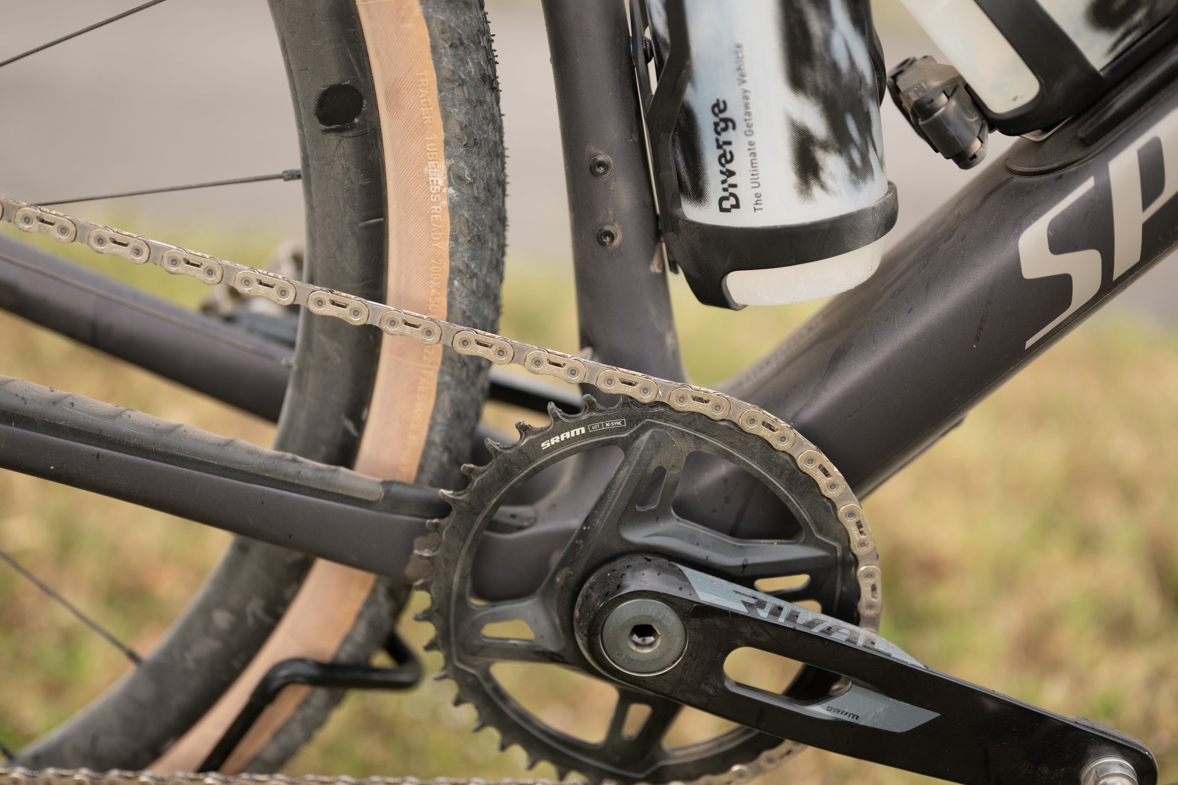 Review: Specialized Diverge 4 Fits a 2.2 Tire but You Have to Love ...