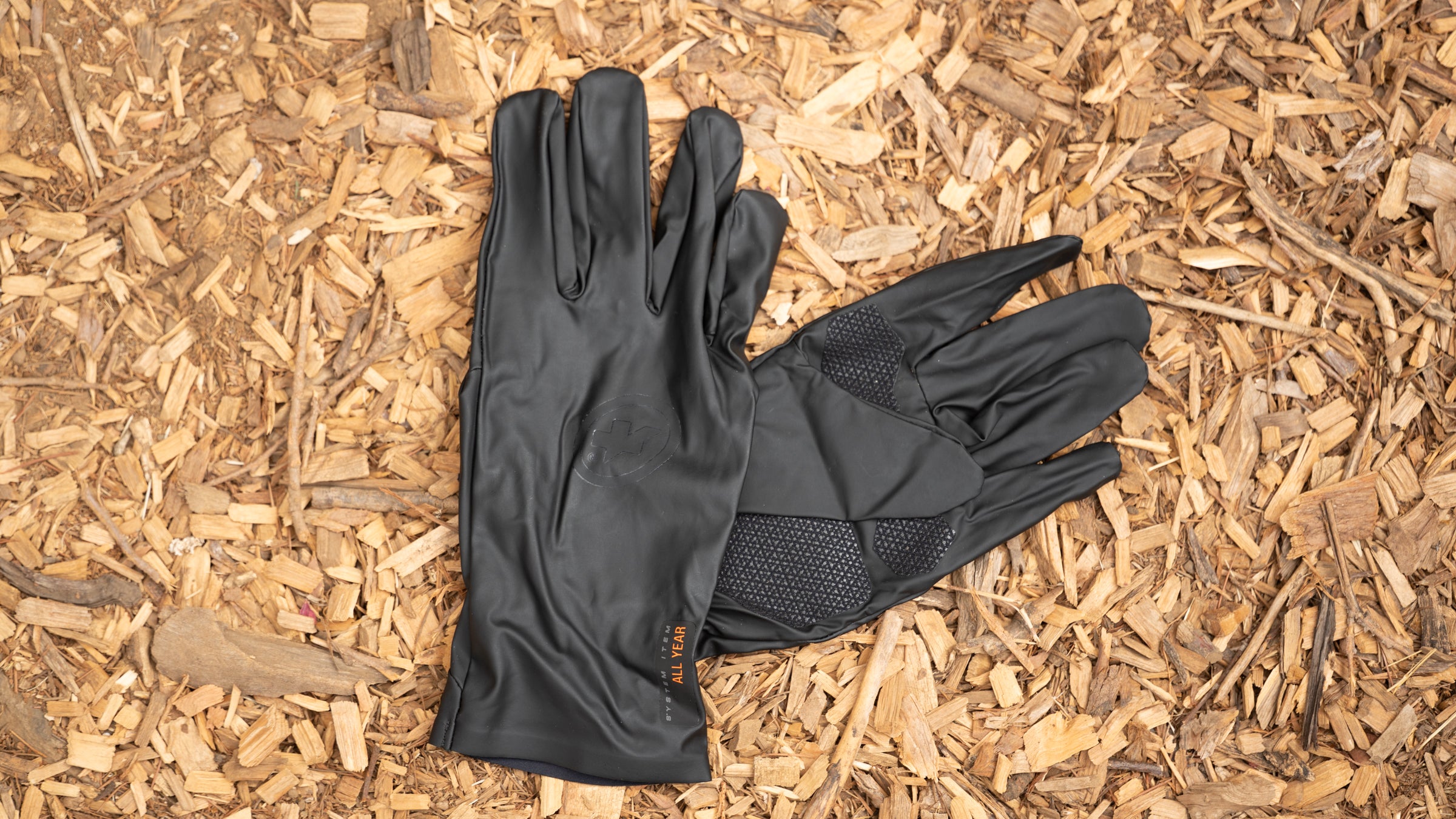 The best winter cycling gloves are discontinued but there's a few