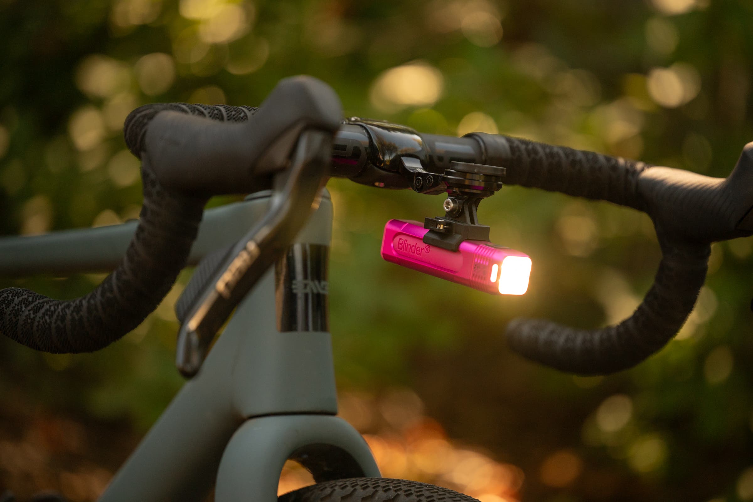 Knog Blinder 900