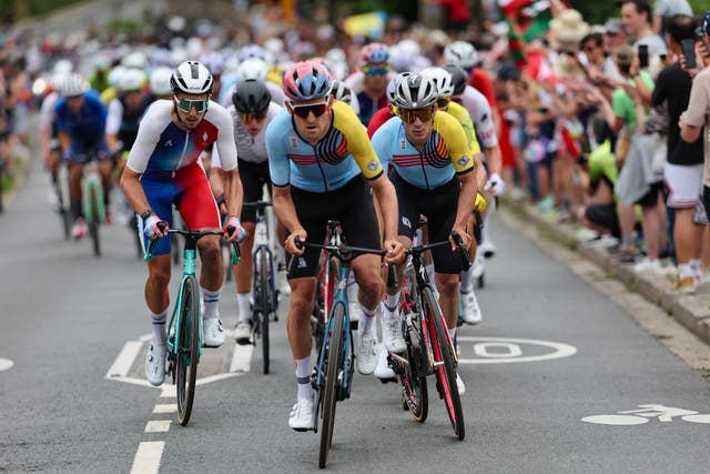 Evenepoel Loses Key Wingman For Worlds Showdown with Pogačar to COVID, Vos Withdraws