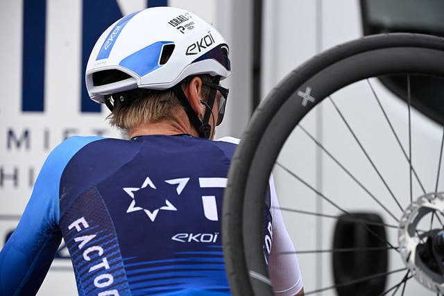 Israel-Premier Tech to use Non-Branded Jerseys in Canadian GPs as Protest Threat Spreads from Vuelta