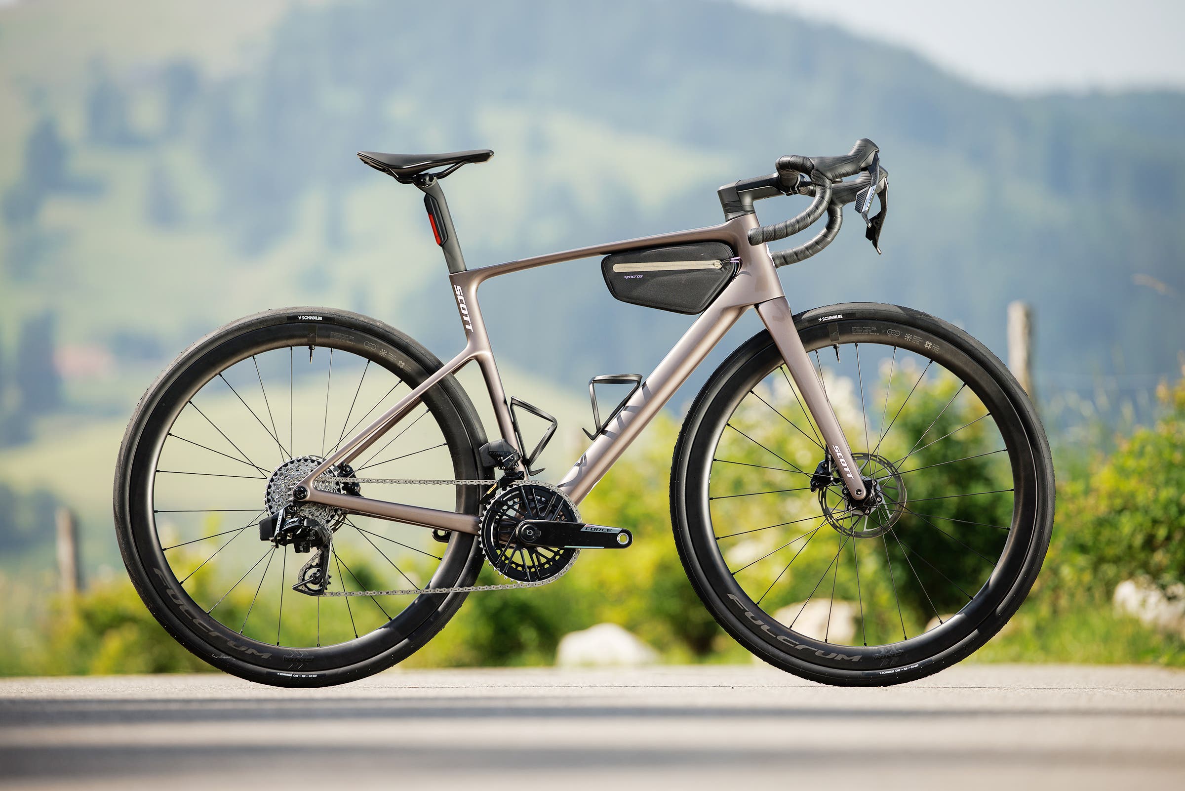 scott addict 20 disc 2017 bicycle blue book Gravel Gravel Bike - 2017, a carbon fiber road bike BIKE TEST: SCOTT ADDICT 20