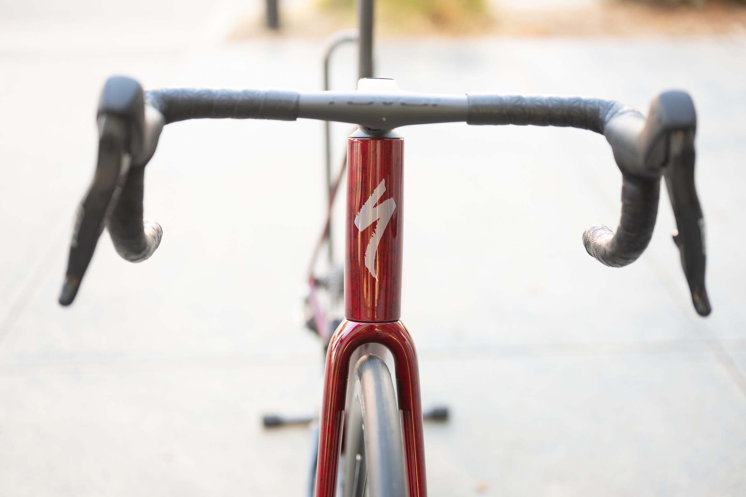 S-Works Specialized Aethos 2 with Roval Alpinist II Cockpit and Roval Alpinist CLX III wheels