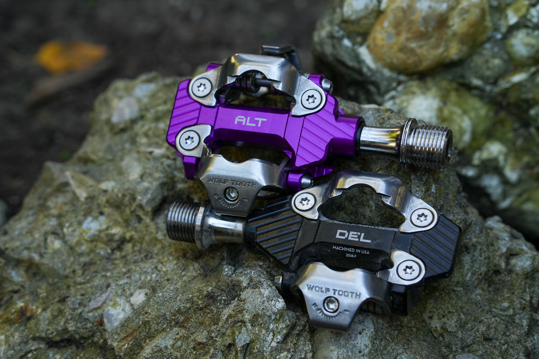 wolf-tooth-DEL-and-ALT-pedals-