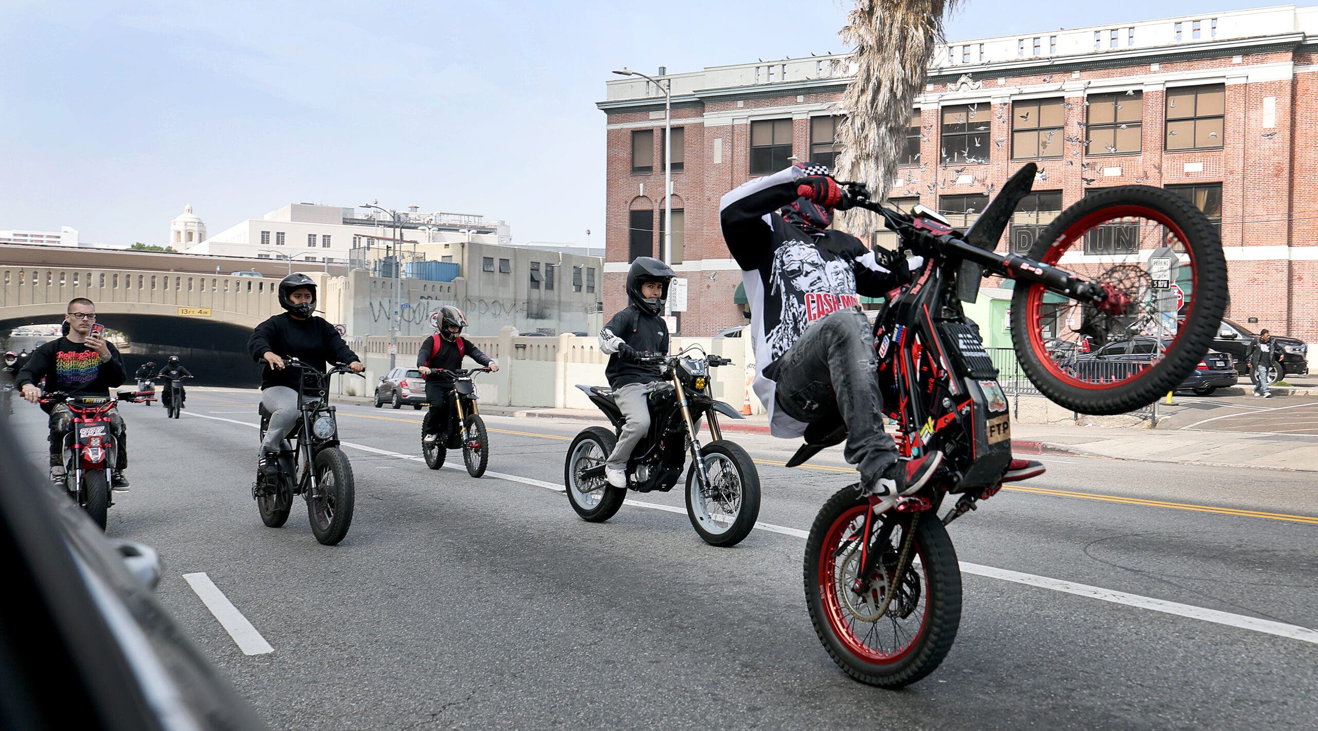 e-bike-e-moto-injuries-hero-urbanist-update