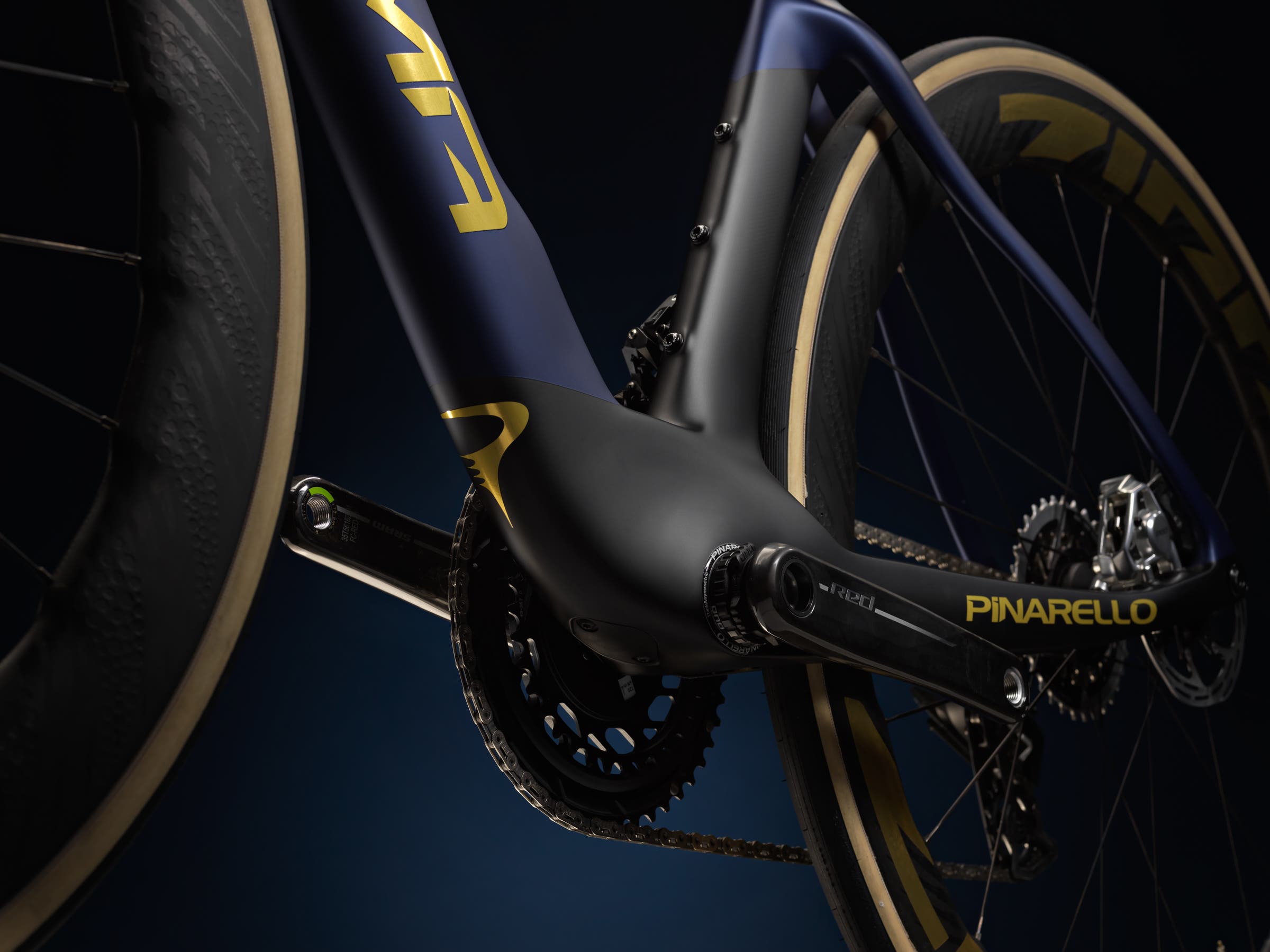 Q36.5 Pinarello Dogma F