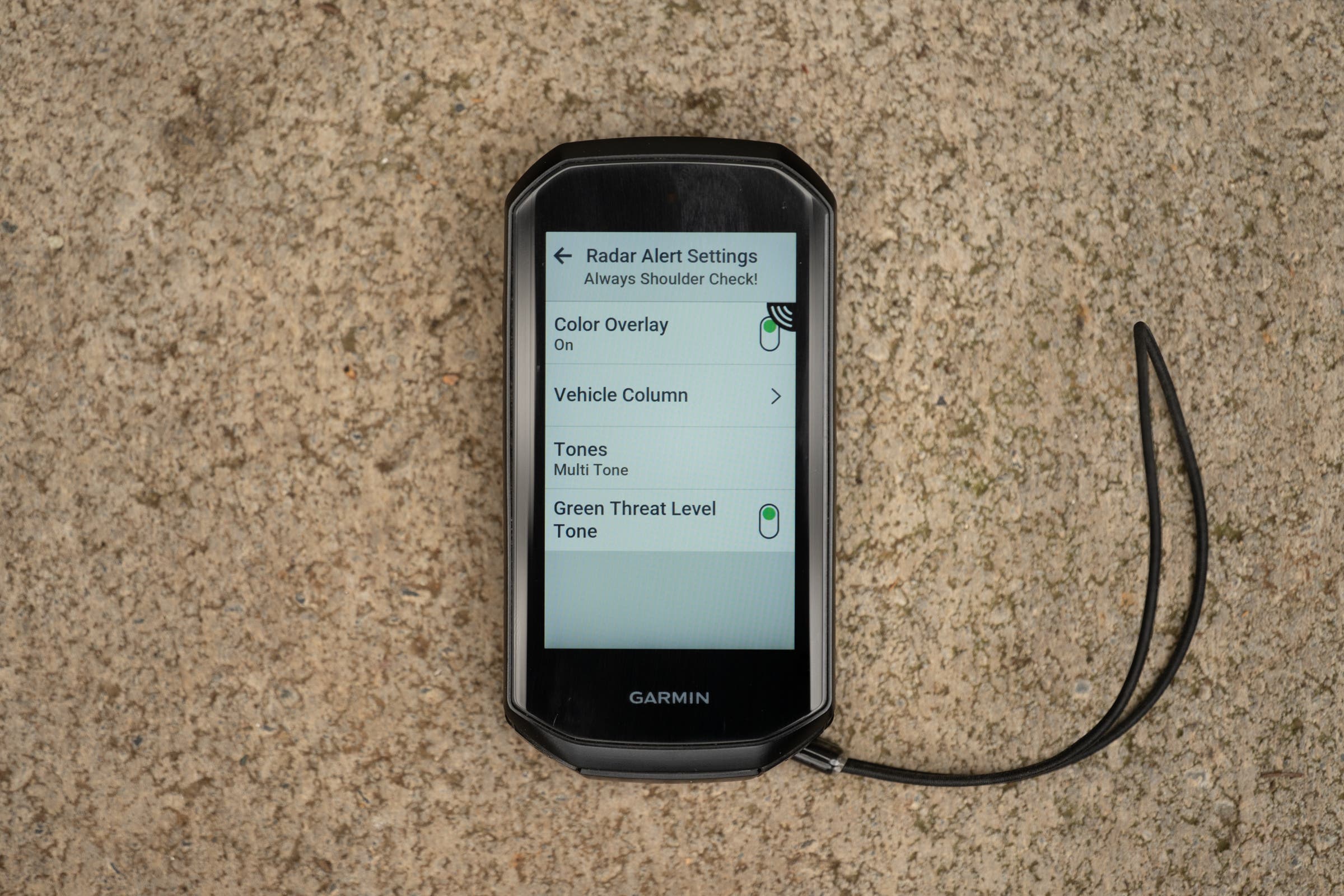 Garmin Edge 1050 connected to a RearVue 820 radar light