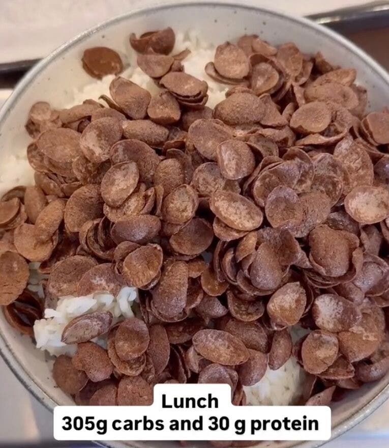 Uno-X training camp lunch