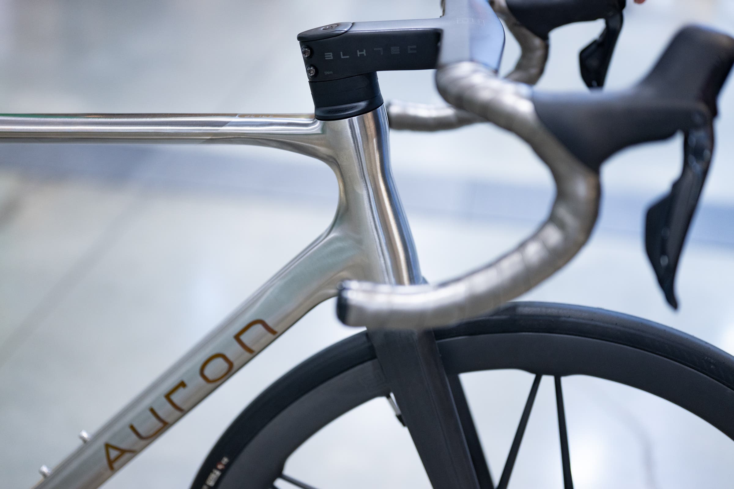T&K Titanium Auron