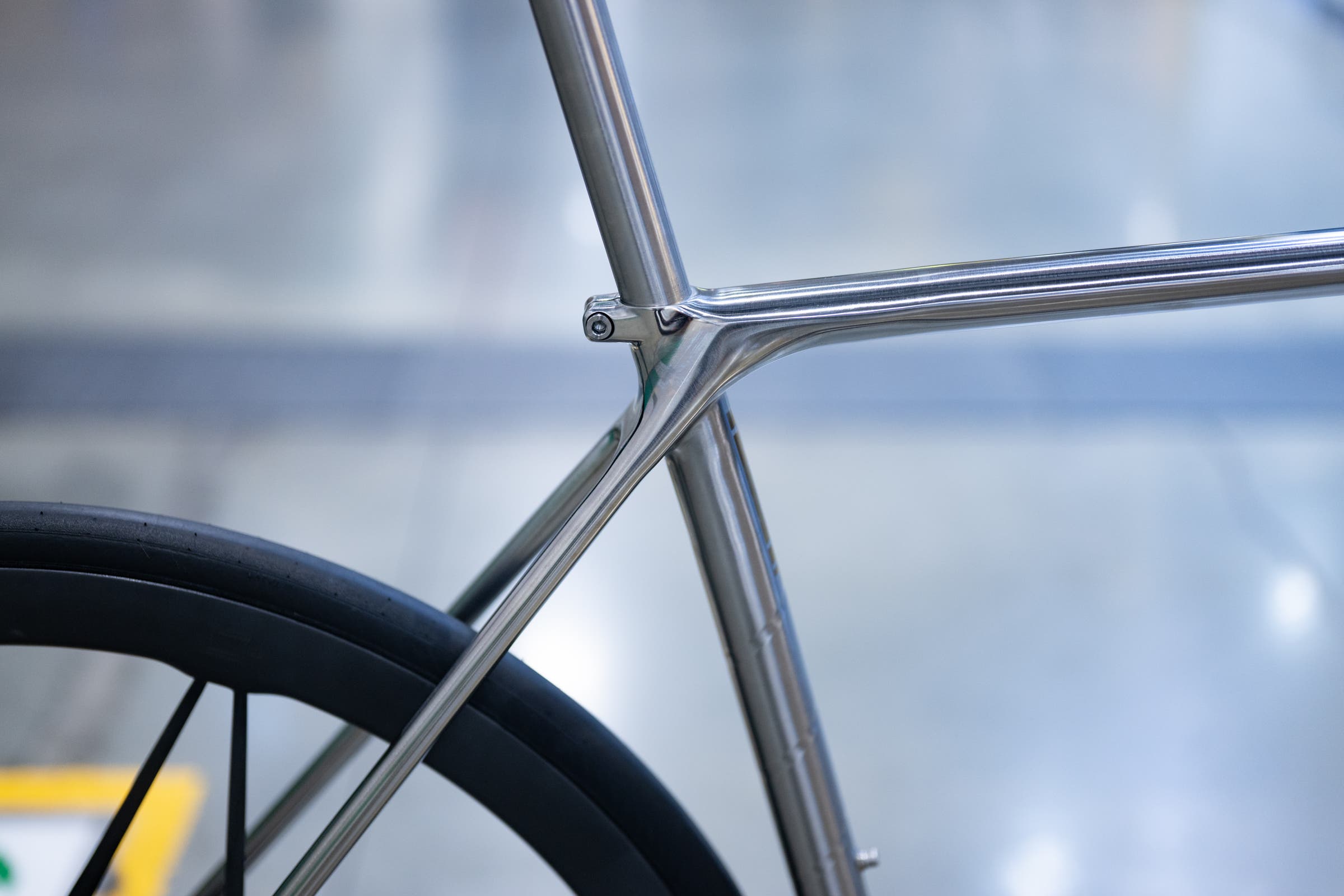 T&K Titanium Auron