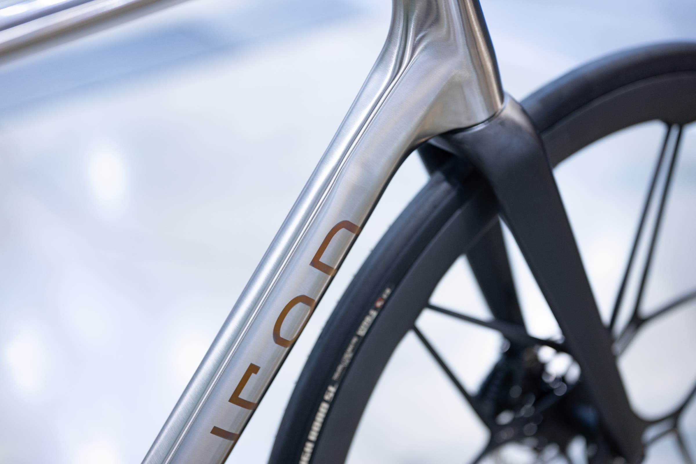 T&K Titanium Auron