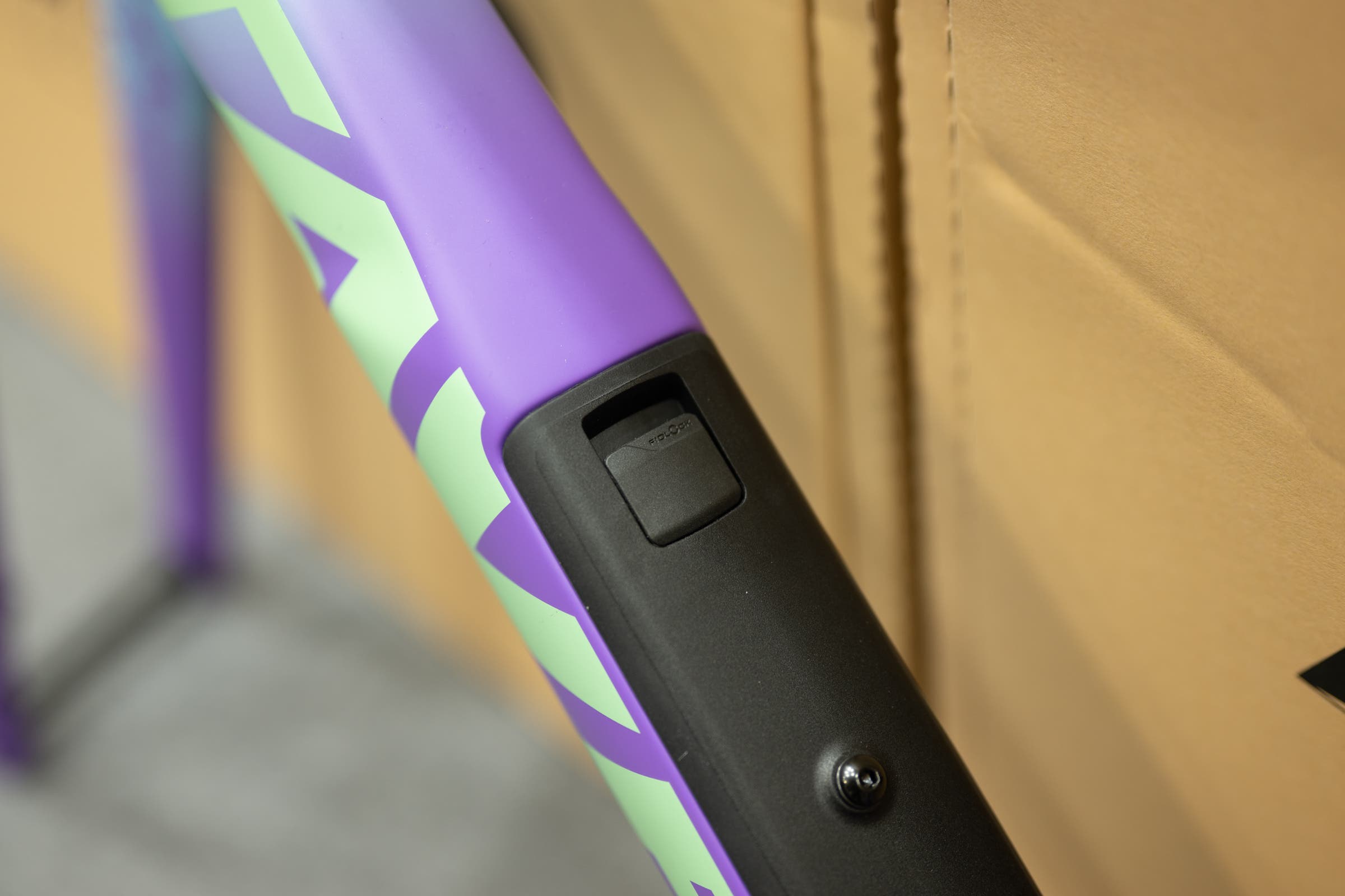 Tavelo Grow gravel race bike