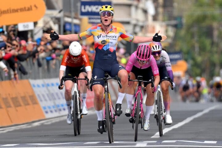 Lotte Kopecky (Team SD Worx - Protime) wins Milan-San Remo Women ahead of Rüegg and Gasparrini (Photo: Tim de Waele/Getty Images)