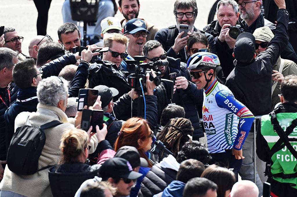 Evenepoel was center of attention ahead of stage 1 of Volta a Catalunya.