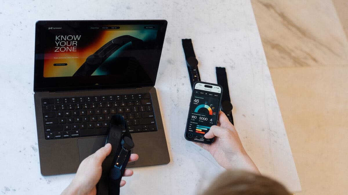 Tymewear VitalPro combines a breath sensor and heart rate monitor