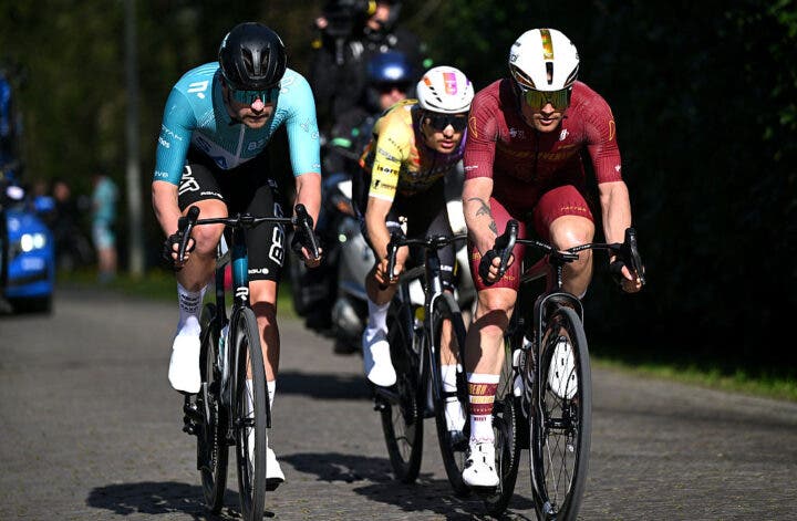 SCHOTEN, BELGIUM - APRIL 08: (L-R) Bram Dissel of Netherlands and Team BEAT CC p/b Saxo and Robin Carpenter of United States and Team Modern Adventure Pro Cycling compete in the breakaway during the 114th Scheldeprijs 2026, Men's Elite a 205.2km one day race from Terneuzen to Schoten on April 08, 2026 in Schoten, Belgium. (Photo by Luc Claessen/Getty Images)