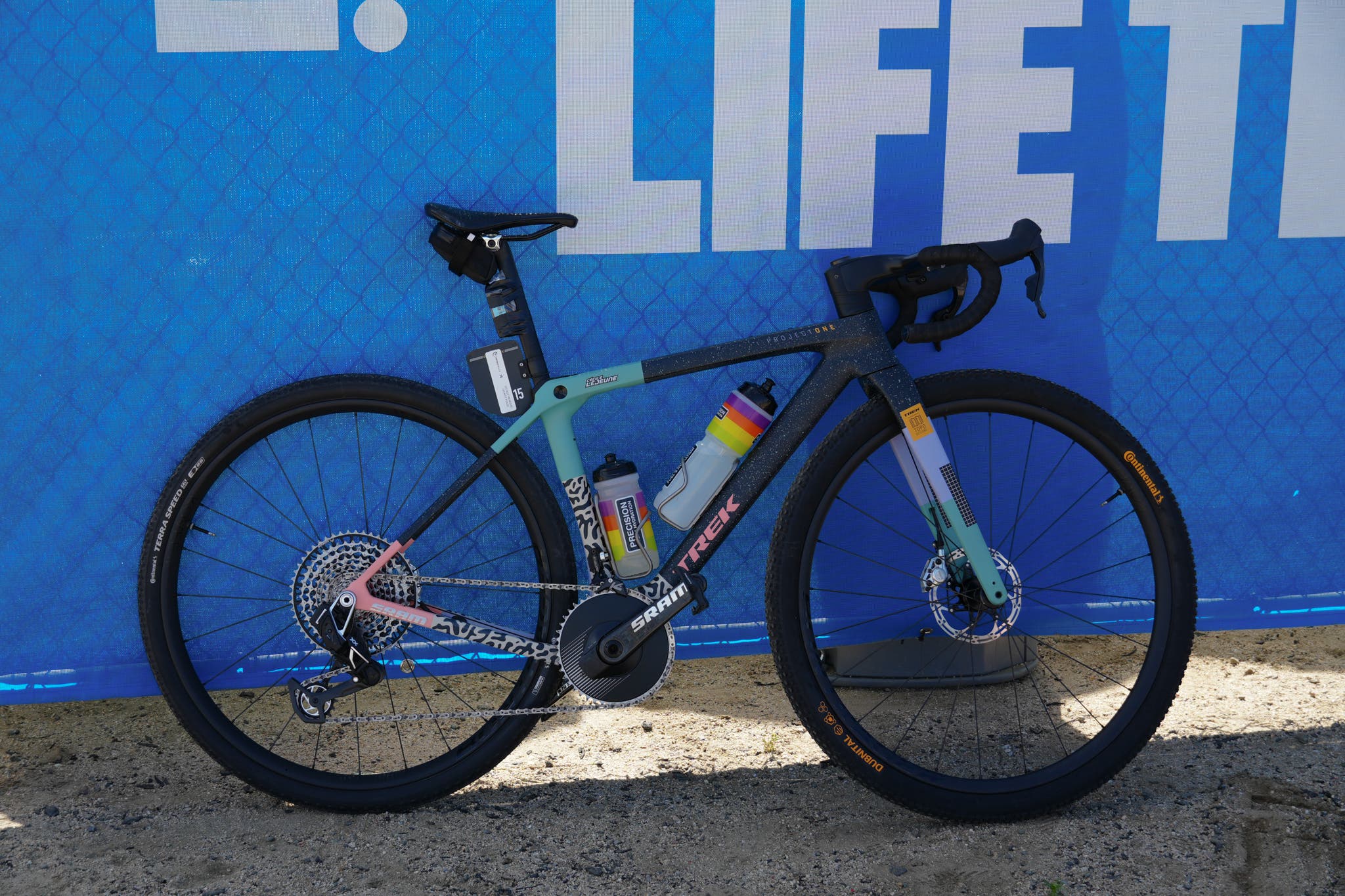 Cecile Lejeune Sea Otter 2026 bike