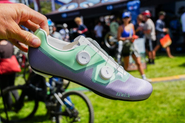 Fi'zik Lyra full frame