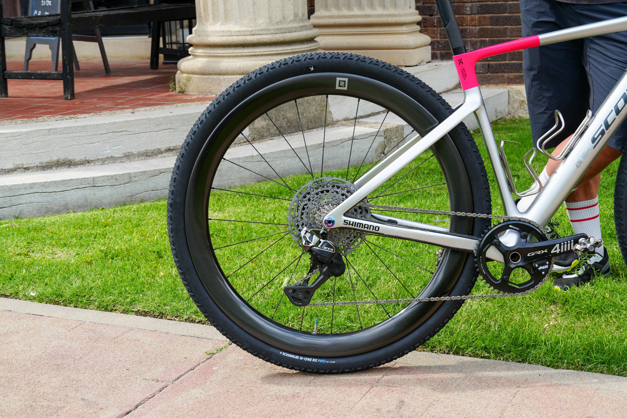 Cam Jones 32-Inch rear triangle