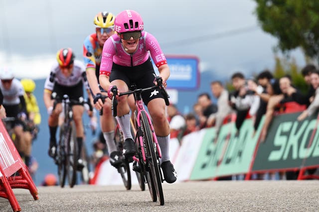 Red Jersey for Rüegg as EF Education-Oatly Scoop Stage 1 of Vuelta Femenina
