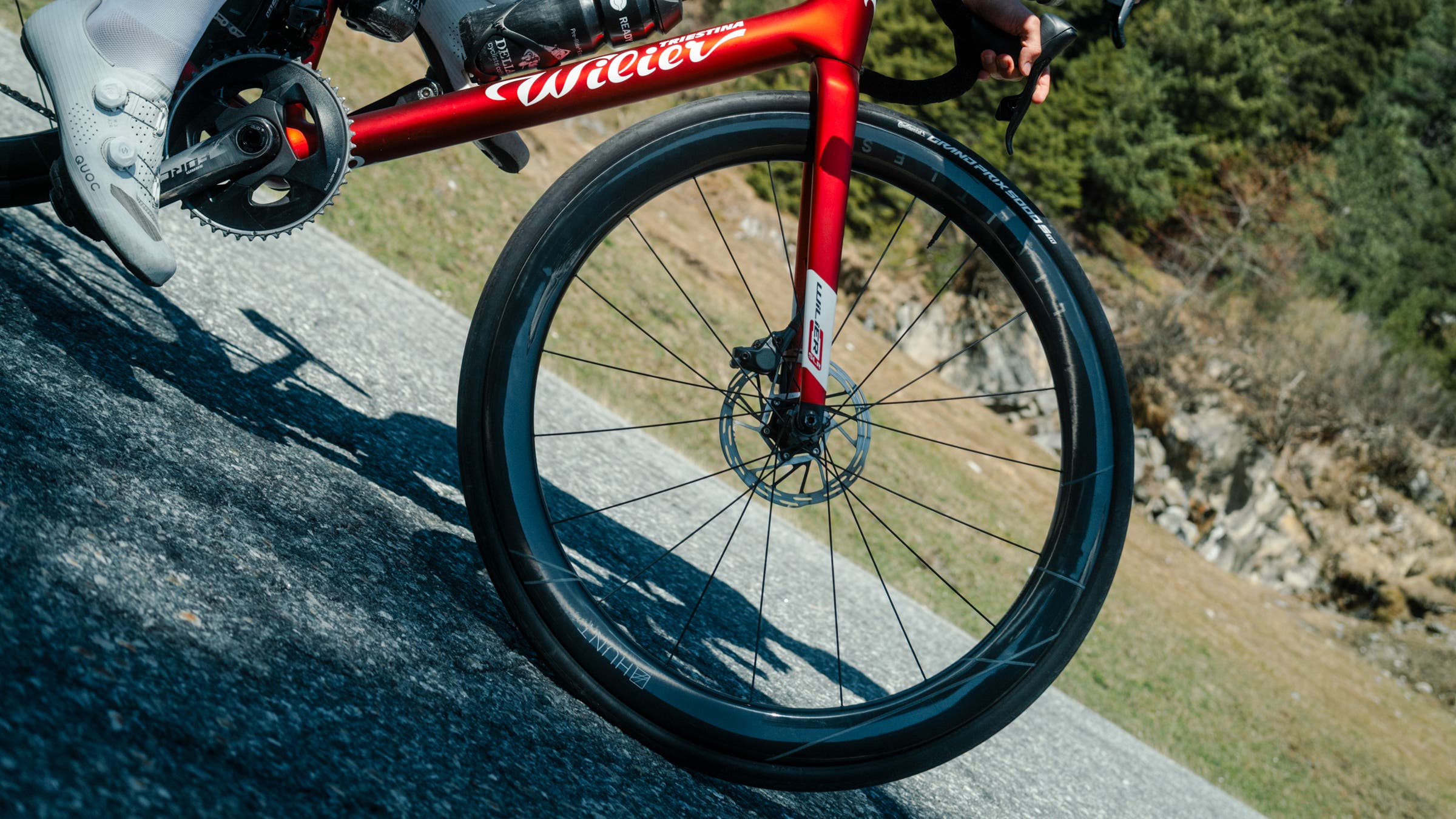 Hunt 32 Aerodynamicist UD carbon spoke wheels are ultra-light, not 