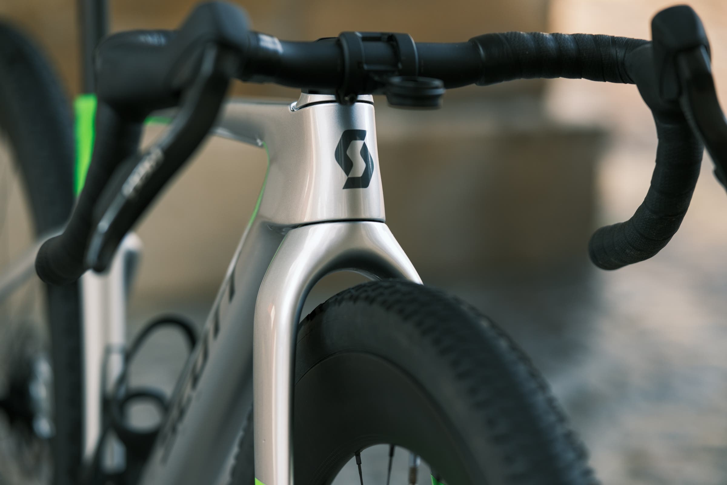 Scott 32-inch Body