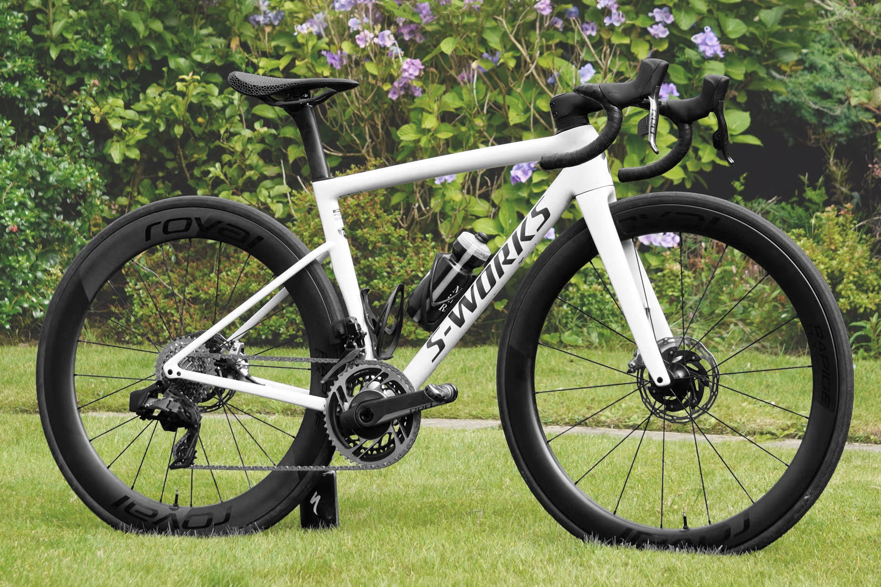 Specialized Tarmac SL8 side view