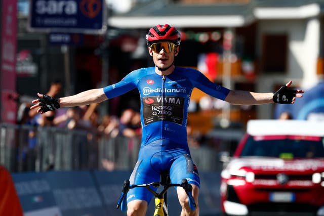 Giro d'Italia Stage 14: Vingegaard Detonates the Alps, Seizes Pink Jersey