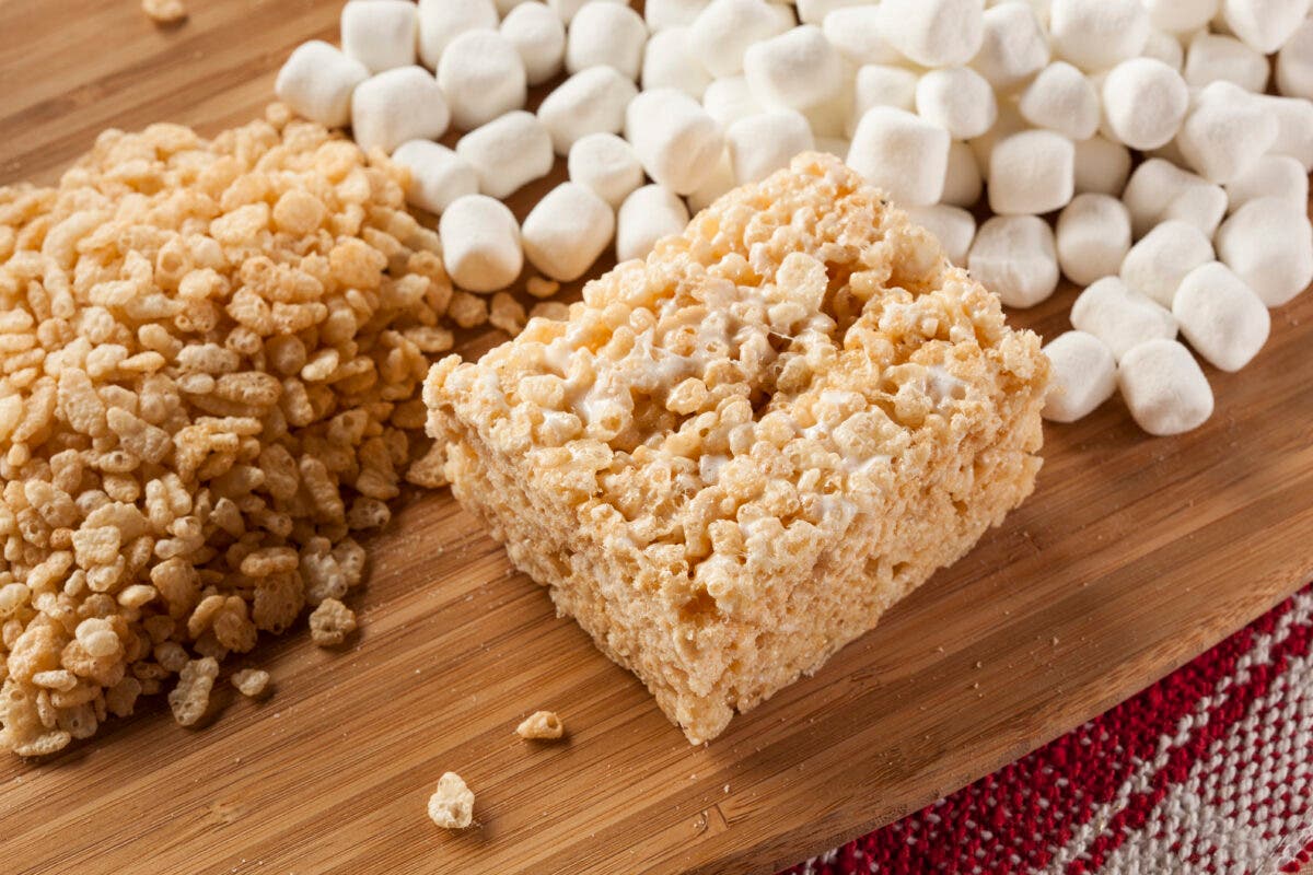 Puffed rice and marshmallow bars are the new go-to fuel alternative of the Tour de France.