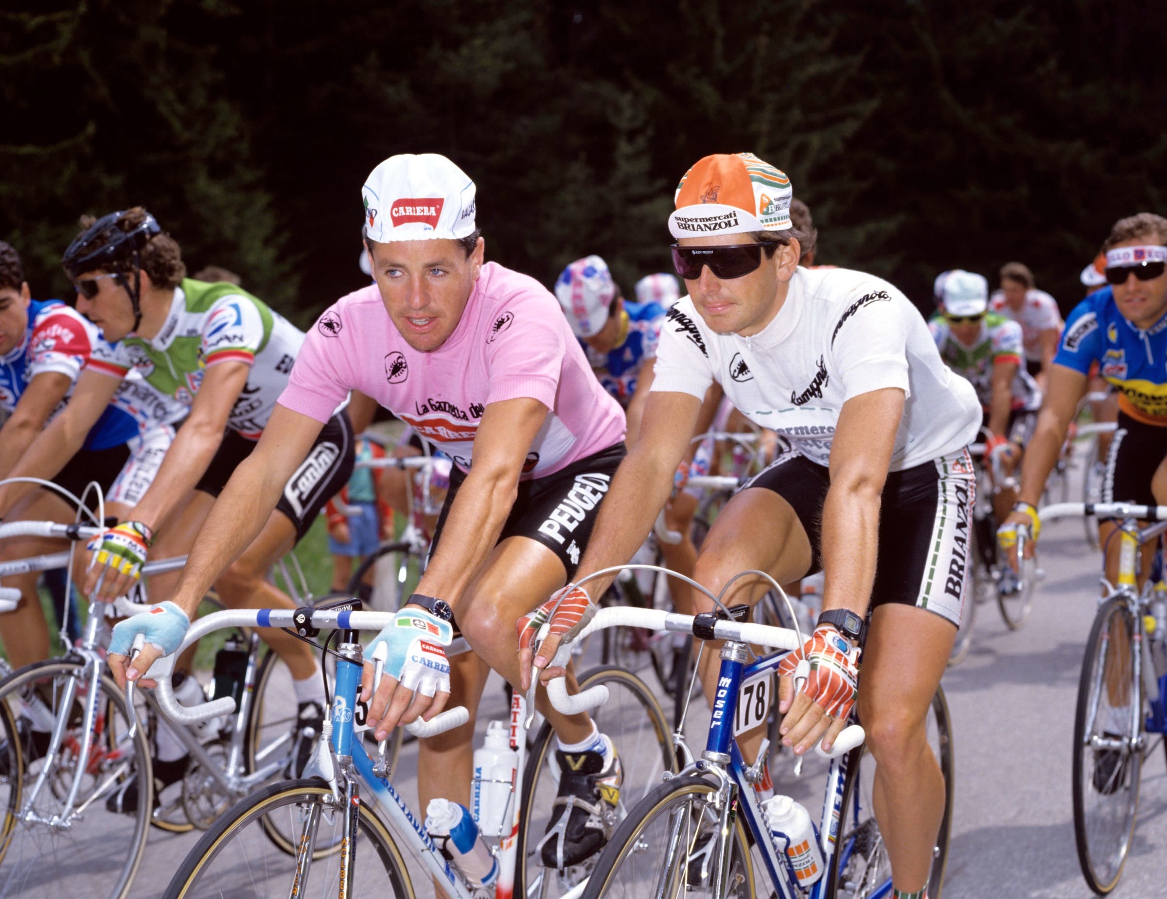 Stephen Roche (left) with Tony Rominger on stage 19 of the 1987 Giro d'Italia (Photo: Graham Watson/Getty Images)