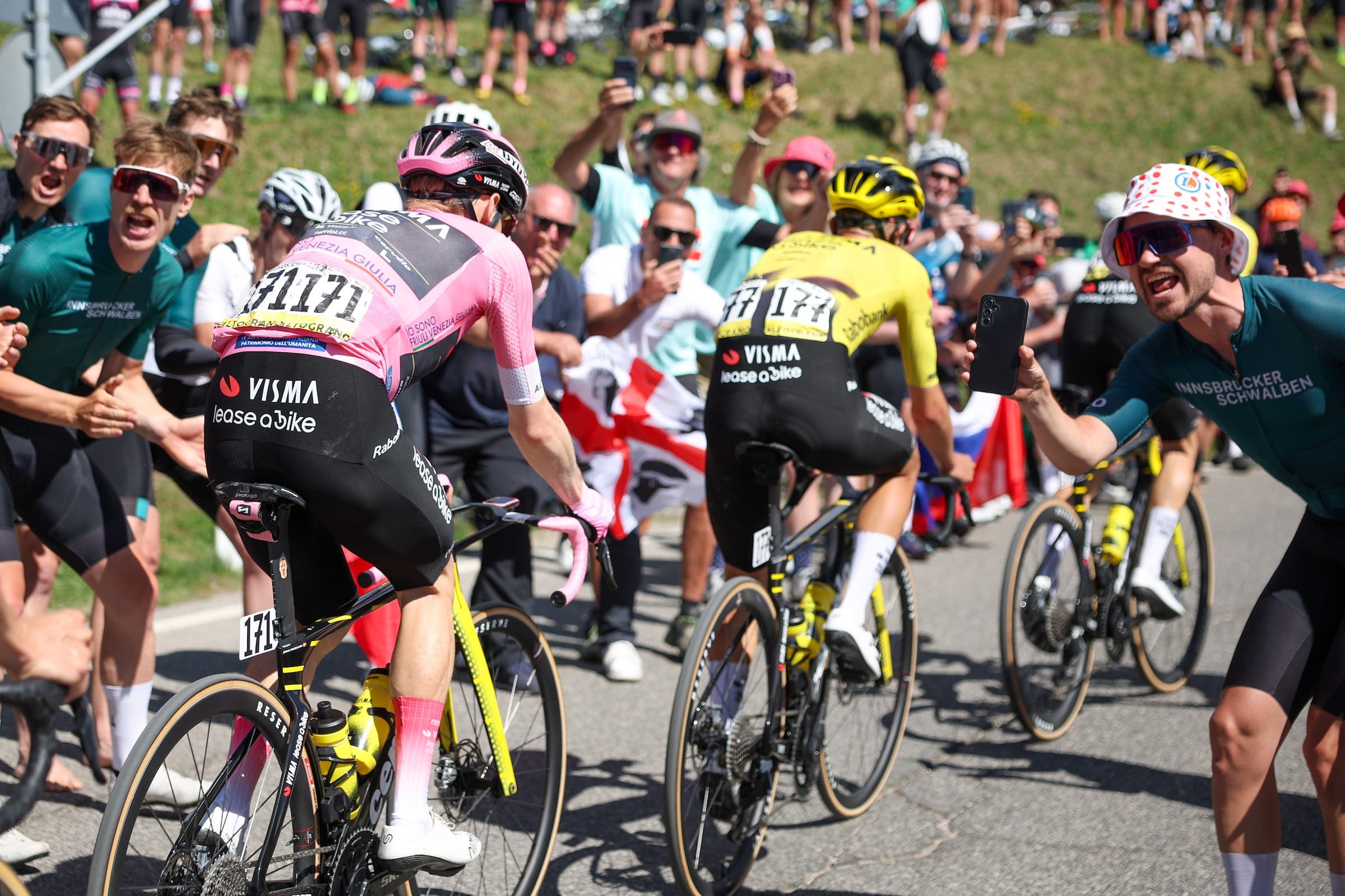 It will be traditional jerseys only from now on, at least in terms of where the pockets are (Photo: Sara Cavallini/Getty Images)