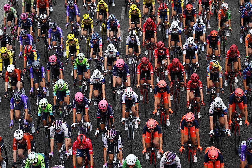 I ciclisti su strada sono tra gli atleti meno “caricati” nella popolazione sportiva.