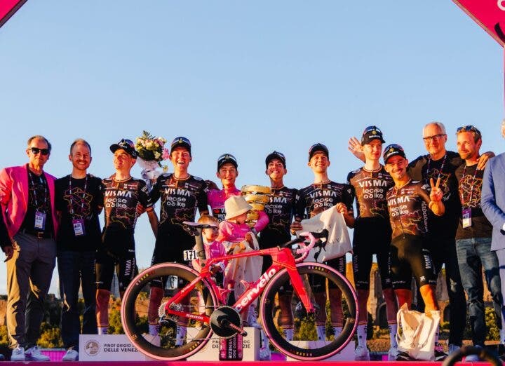 Giro d'Italia 2026 Kuss Visma-Lease a Bike