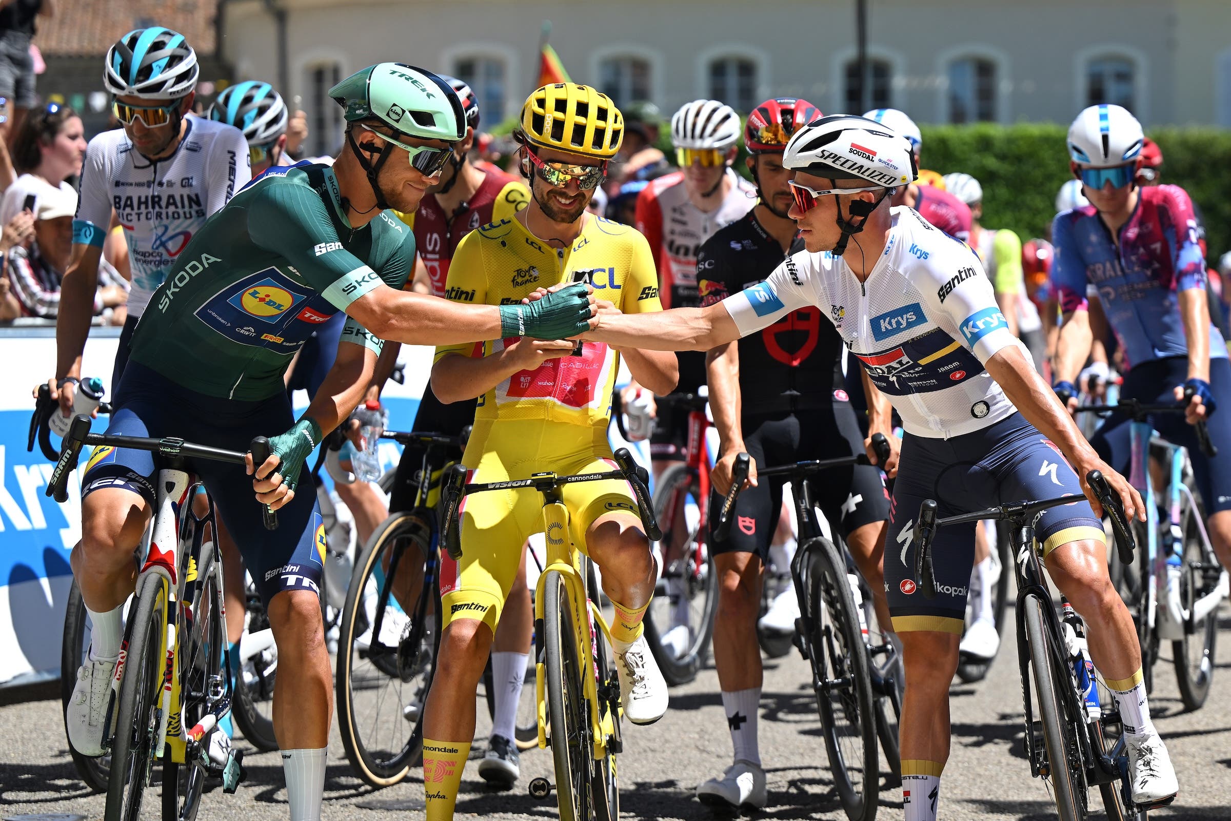 Healy wore the Maillot Jaune for the first time in the 2025 Tour de France (Photo: Dario Belingheri/Getty Images)