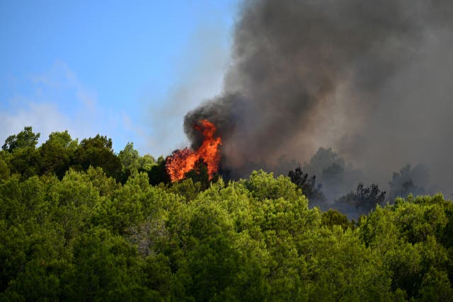 Wildfires Force Exclusion of Publicity Caravan, Spectators from Stage 3 of Tour de France
