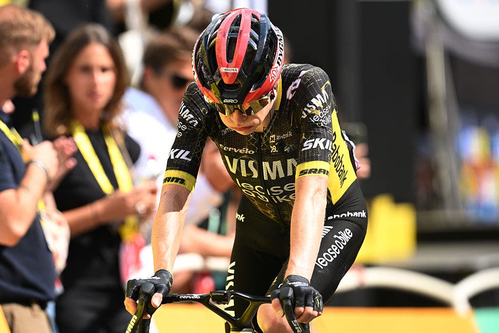Vingegaard was best of the rest but still lost nearly three minutes to Pogačar on stage 6 of the Tour de France