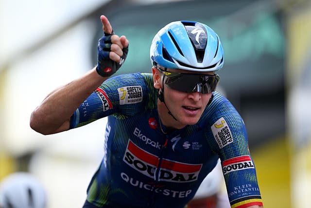 Tour de France Stage 12: Tim Merlier Completes Hat Trick in Crash-Marred Danger Sprint
