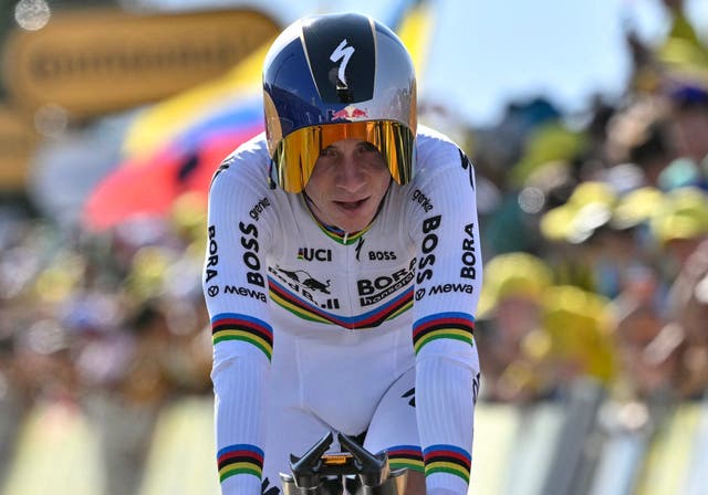 Tour de France Stage 16: Evenepoel Obliterates Time Trial After Teammate Lipowitz Crashes Out