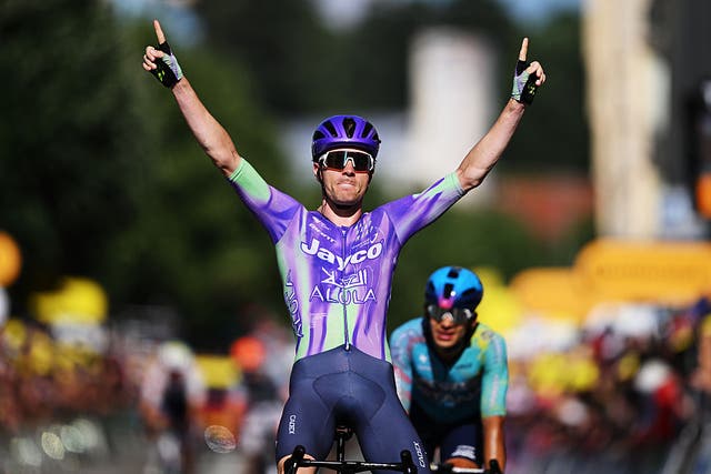 Tour de France Stage 13: Schmid Overpowers Tejada for Huge Breakaway Win