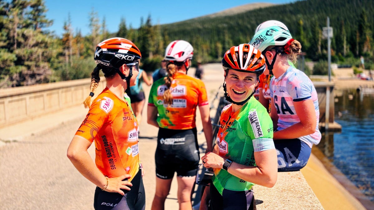 No, hombre de mediana edad en licra: no puedes mantener el ritmo de las corredoras del Tour de France Femmes